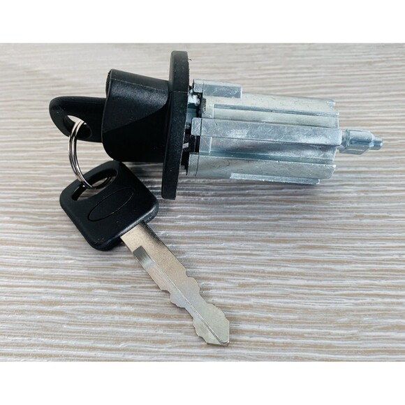 MOTOKU Ignition Lock Cylinder for Ford E150 E250 E350 F150 F250 F350 - Picture 1 of 3